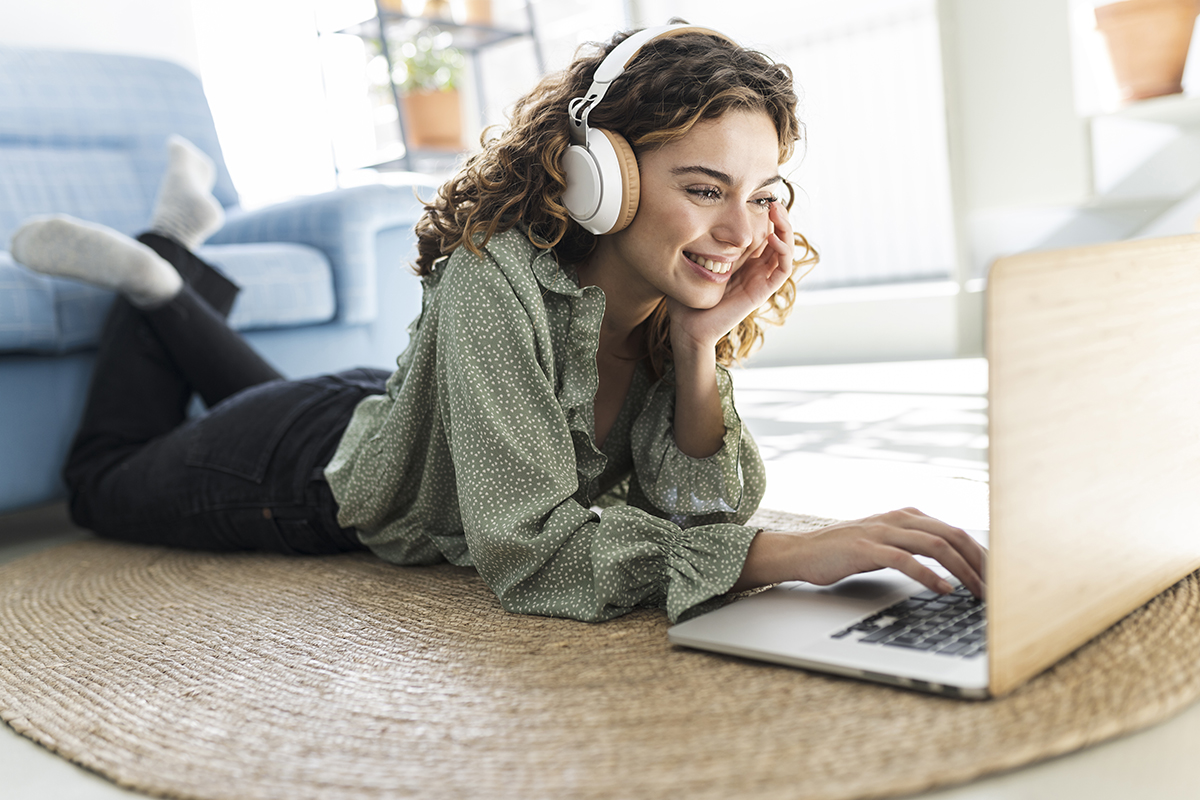 noucom ofrece packs de fibra, wifi y telefonia en cati